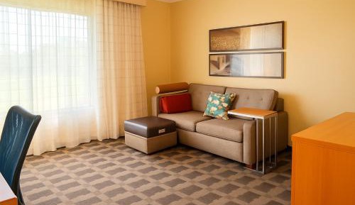 Two-Bedroom Suite with City View