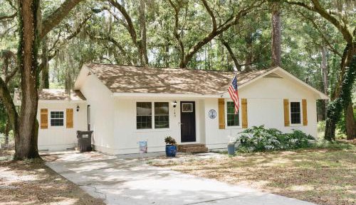 Bungalow