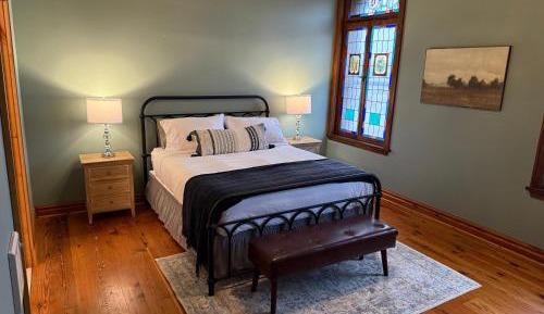 Queen Room - Disability Access