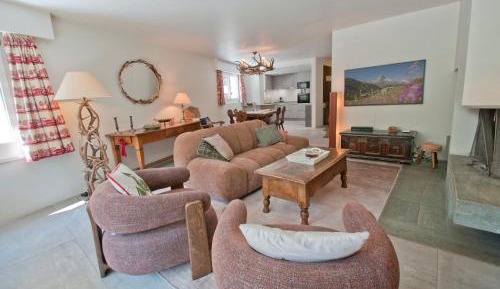 Four-Bedroom Apartment