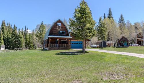 Four-Bedroom Holiday Home