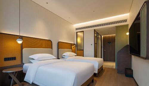 Twin Room with Mountain View