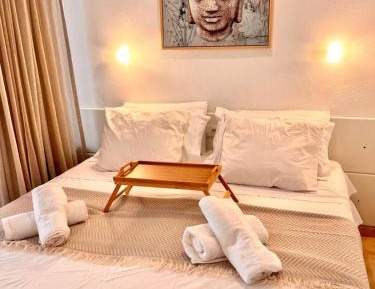 Deluxe Double Room with Extra Bed