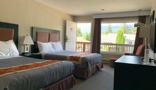Standard Queen Room with Two Queen Beds