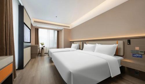 Deluxe Family Room