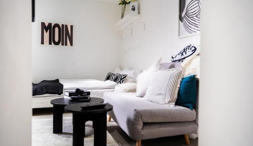 One-Bedroom Deluxe Apartment