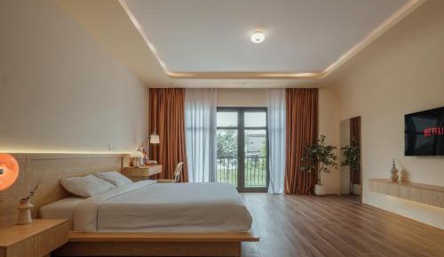 King Room with Balcony
