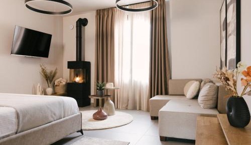 Suite with Mountain View