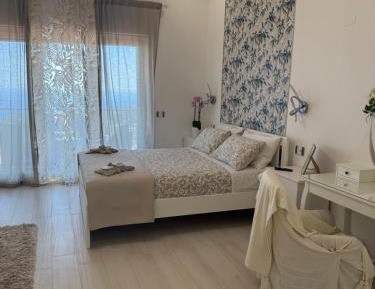 Luxury Triple Room