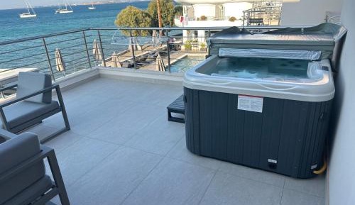 Suite with jacuzzi