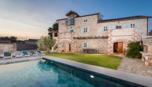 Villa with Private Pool