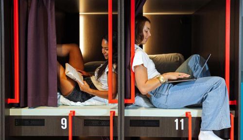 Pod for 1 in a shared room