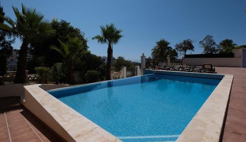 Four-Bedroom Deluxe Home - Oceanfront