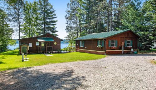 Five Bedroom Holiday Home