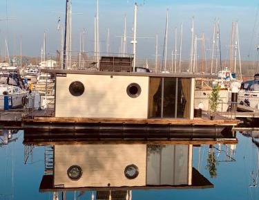Deluxe Bungalow with Sea View