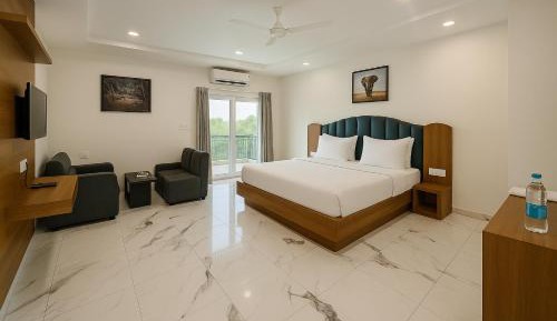 Deluxe King Suite