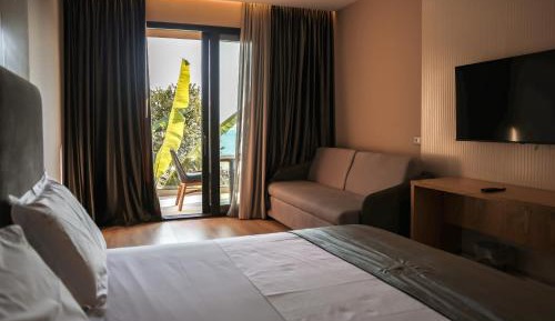 Quadruple Room with Balcony