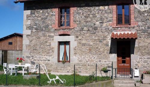 Holiday Home (2 adults)