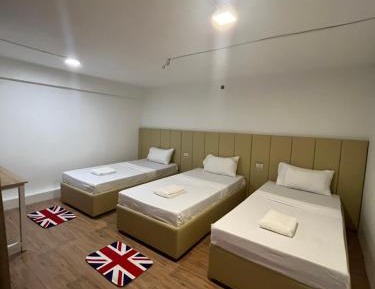 Triple Room with Shared Bathroom