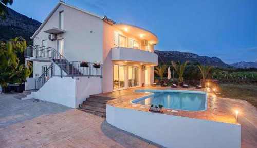 Villa with Private Pool