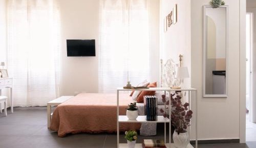 Superior One-Bedroom Apartment