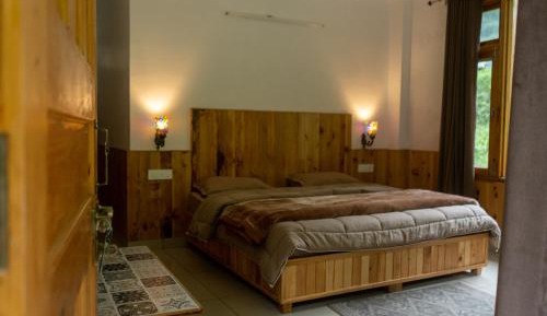 Double Room with Balcony (2 Adults + 1 Child)