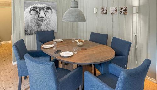 Three-Bedroom Holiday Home 