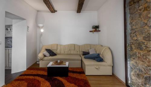 One-Bedroom Holiday Home
