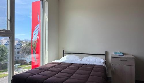 Deluxe Studio