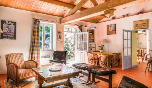 Four-Bedroom Holiday Home