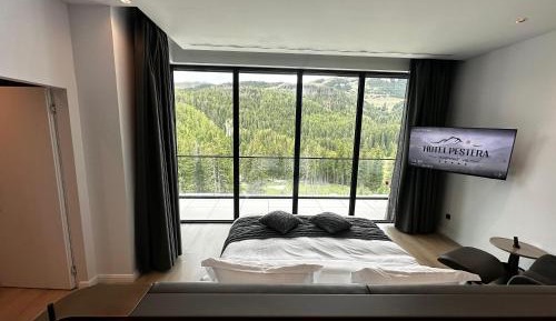 Two-Bedroom Deluxe Apartment