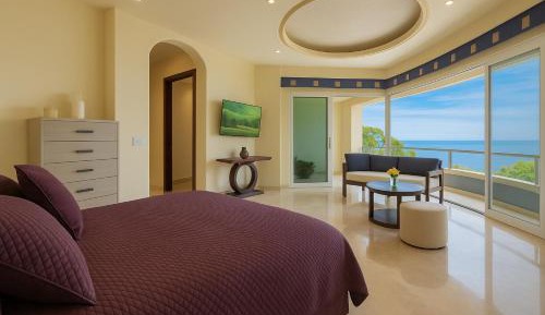 Junior Suite with Balcony