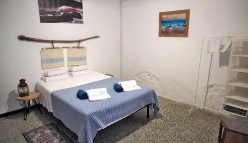 Standard Double Room with Shared Bathroom