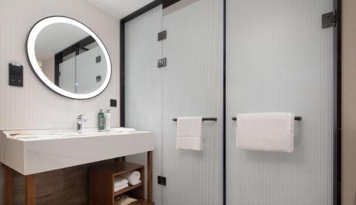 Twin Room - High Floor