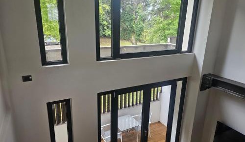 One-bedroom Loft Apartment 