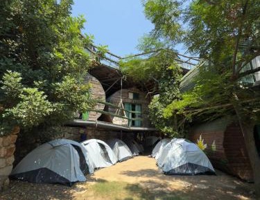 Tent