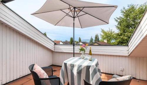 Superior One-Bedroom Apartment with Balcony