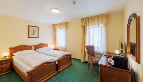 Standard King Room