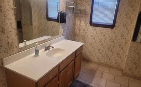 Queen Room - Disability Access