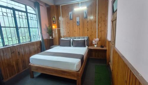 Room #1474326801