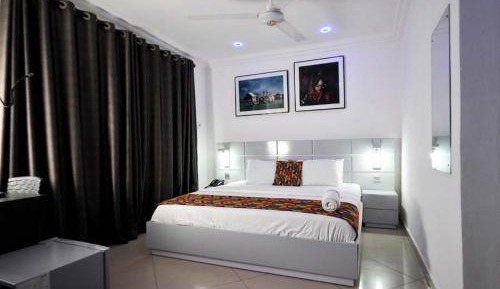 Standard Suite