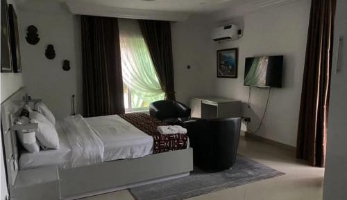 One-Bedroom Suite