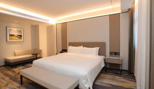 Room #1470411303
