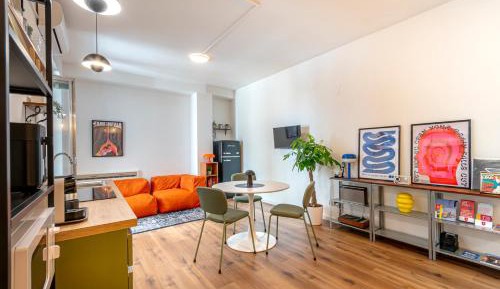 One-Bedroom Apartment