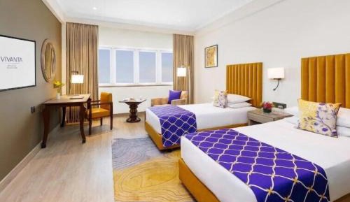 Deluxe Room City View Twin Bed