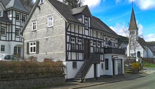 Six-Bedroom Holiday Home