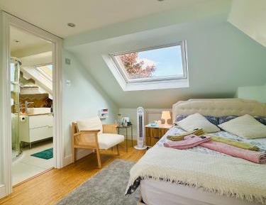 Double Room with Private Bathroom