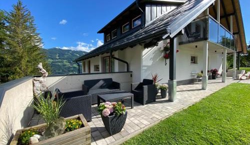 Two Bedroom Apartment with Terrace
