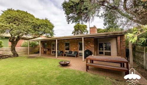 Holiday Home - No linen provided