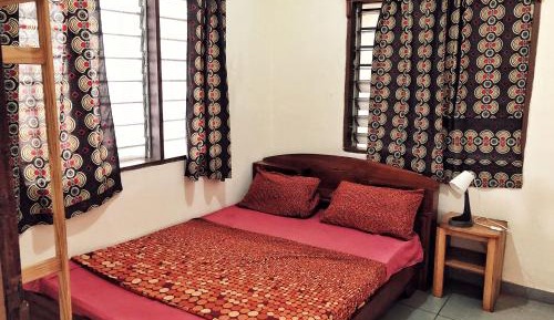 Standard Double Room with Shared Bathroom